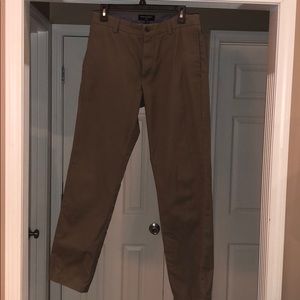 Banana Republic Men’s Gavin Chino Pants Brown/Tan